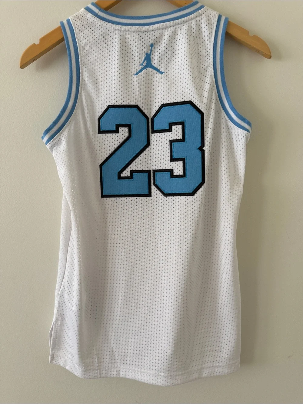 Air Jordan 23 Mesh Basketball Jersey Size Youth Medium